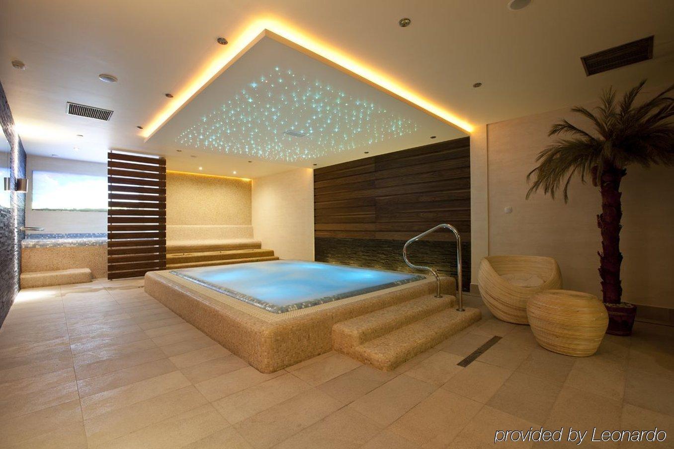 Arena Hotel Spa & Wellness Tychy Exterior foto